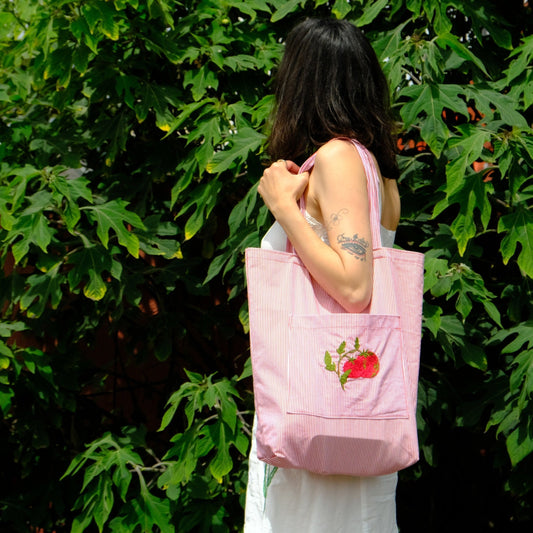 Tomato tote bag