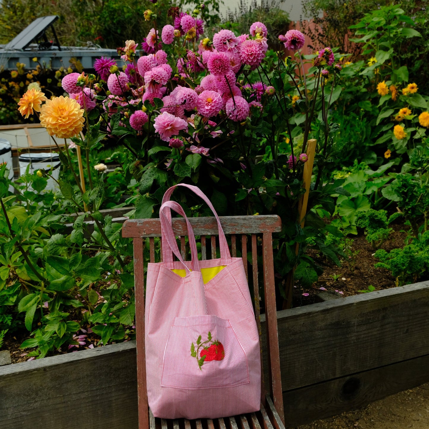 Tomato tote bag